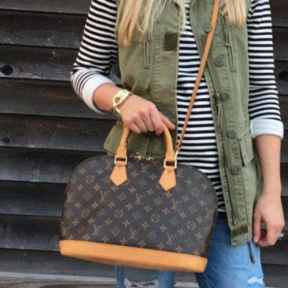 Louis Vuitton Handbags - 💎✨Authentic✨💎 Louis Vuitton Alma Hand Bag Monogram brown